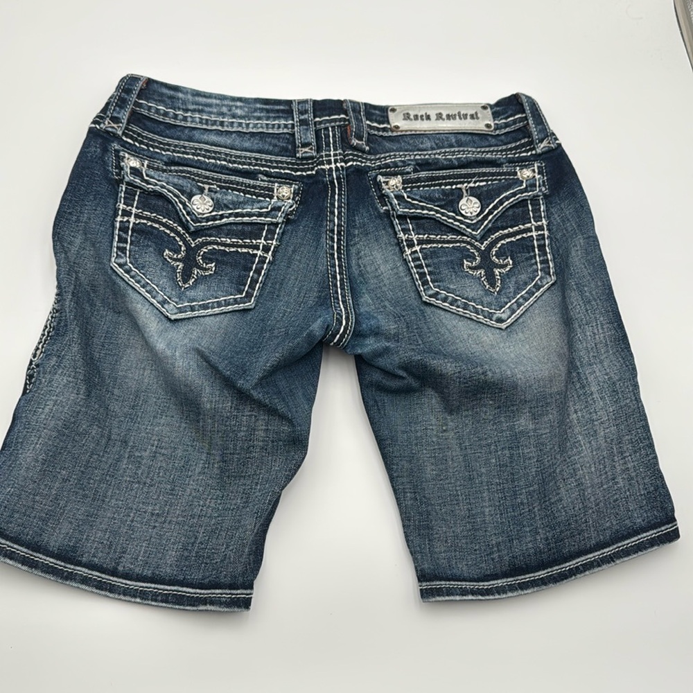 💗 Womens Rock Revival Maggie Bermuda shorts Size 29